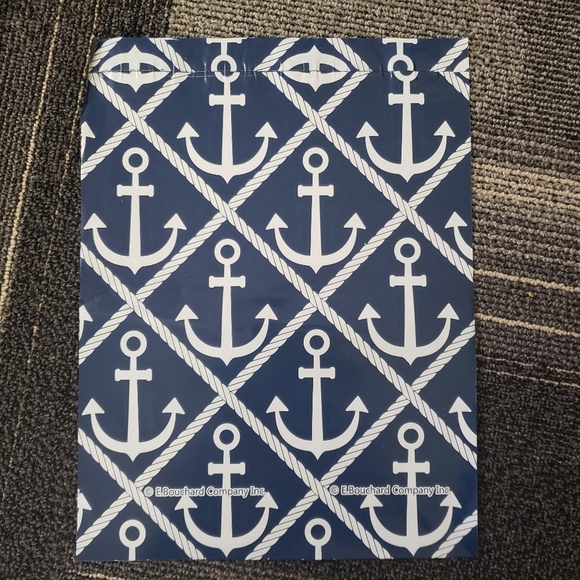 100 10x12 assorted designer polymailers - Picture 6 of 6